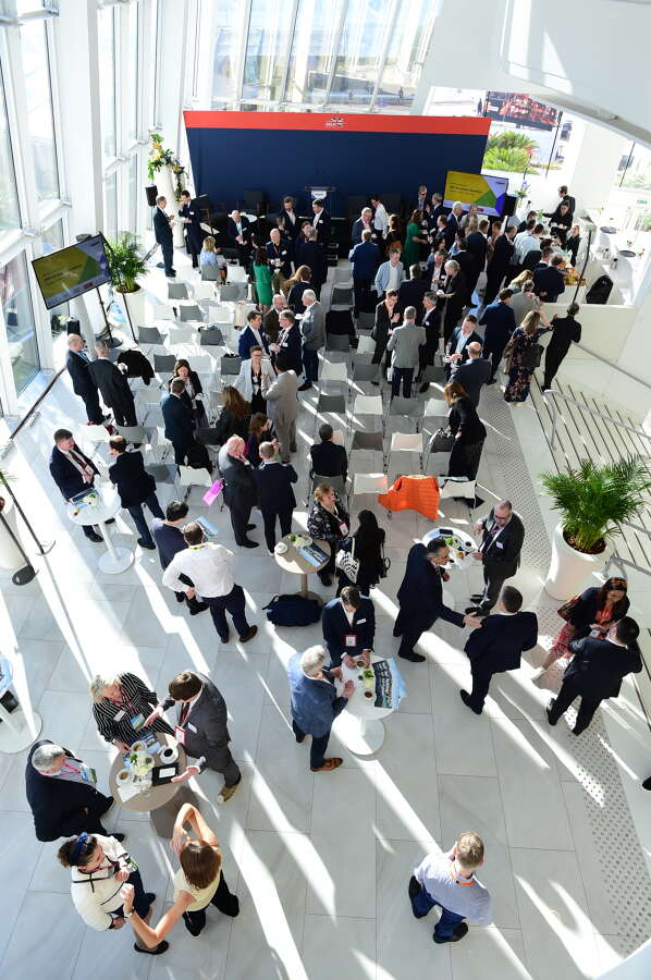 MIPIM 2024 - EVENT - CONFERENCES - ATMOSPHERE - NETWORKING